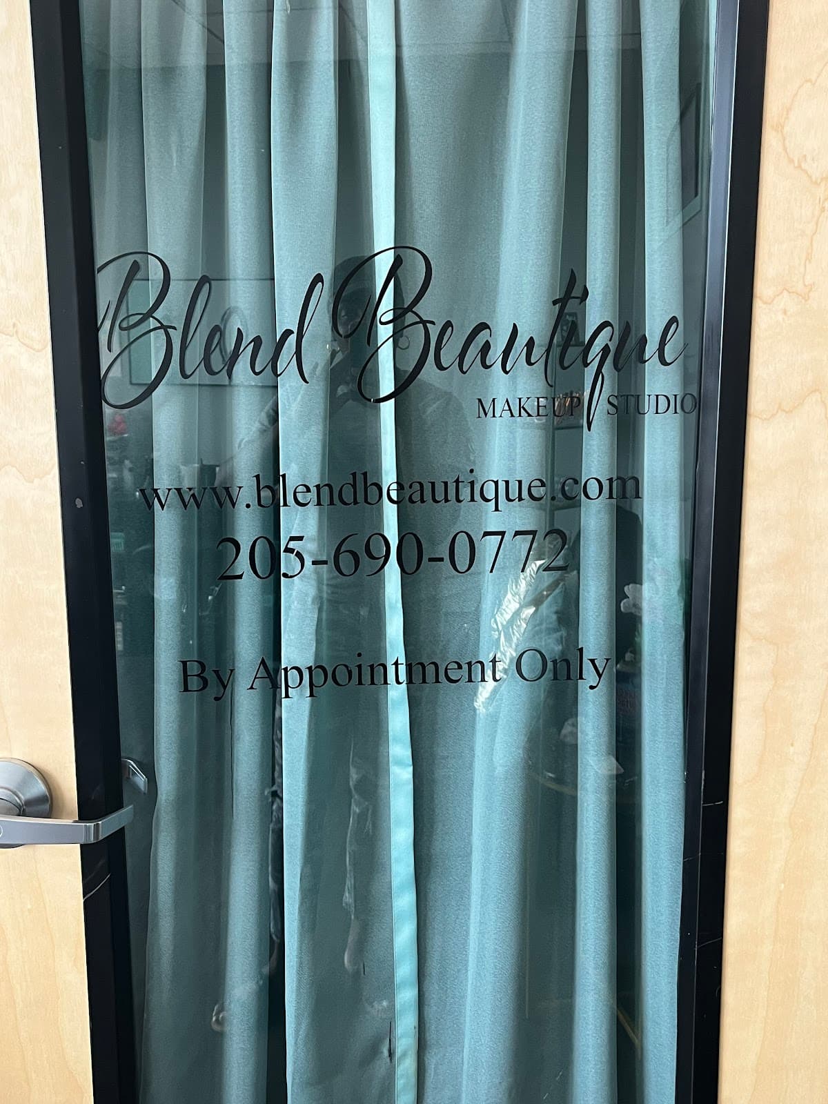 Blend Beautique LLC, Makeup Studio in Hueytown, AL