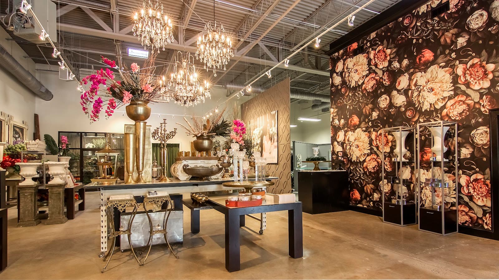 Tanarah Luxe Floral - Design District in Little Rock, AR