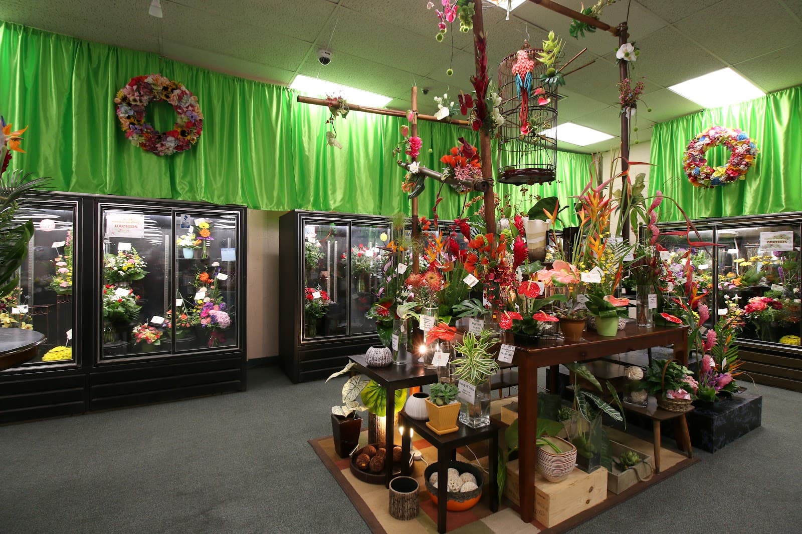 Watanabe Floral, Inc. in Honolulu, HI
