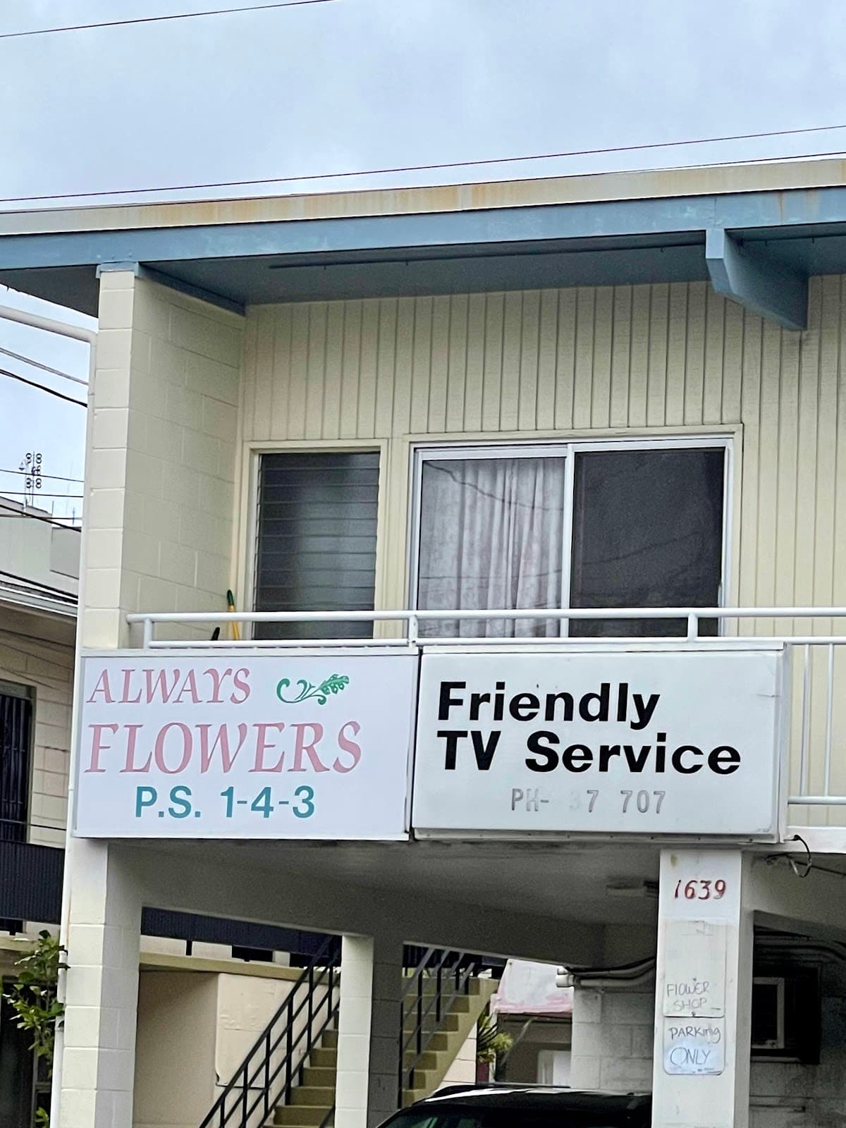 Always Flowers in Honolulu, HI