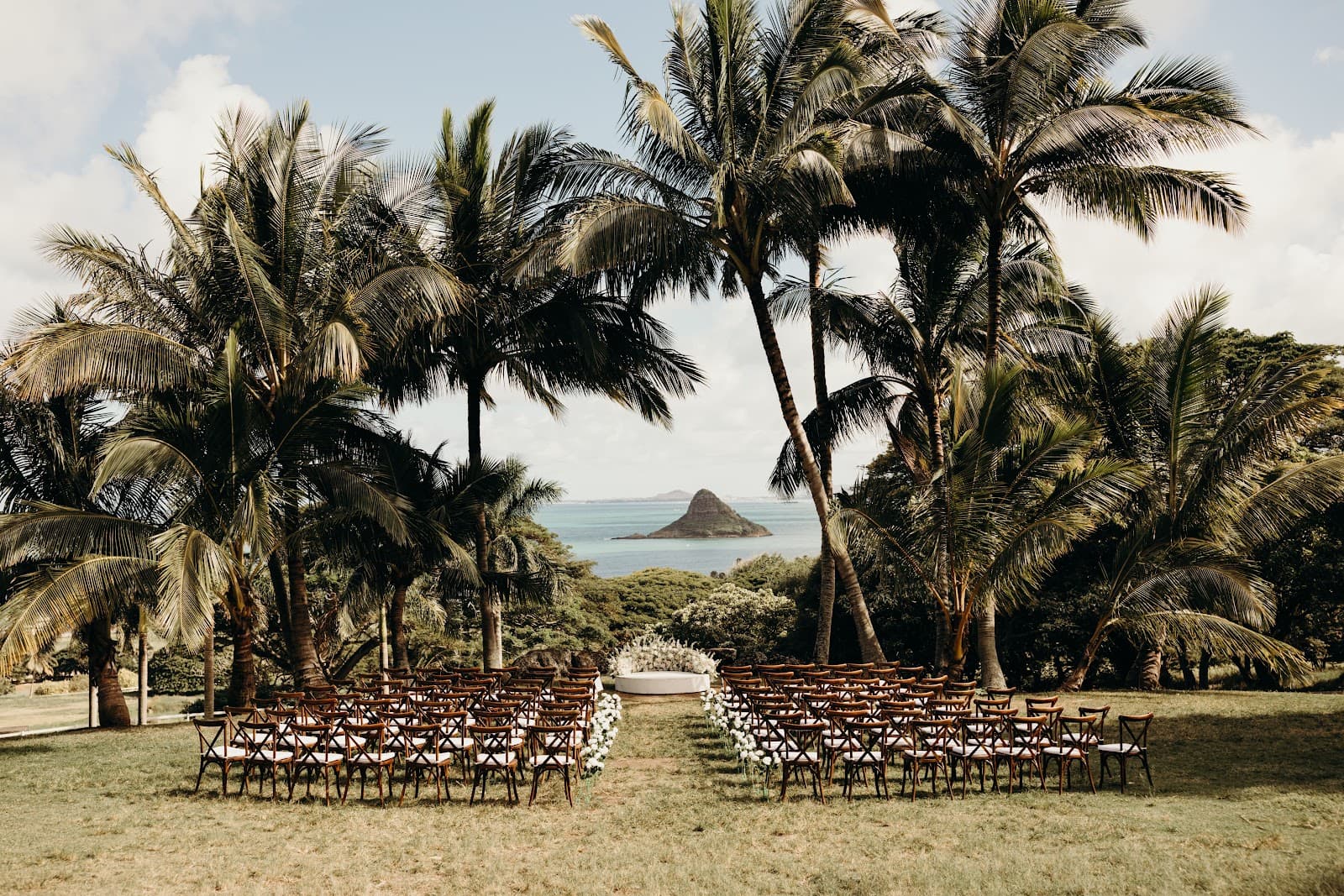 Aloha Bridal Connections in Honolulu