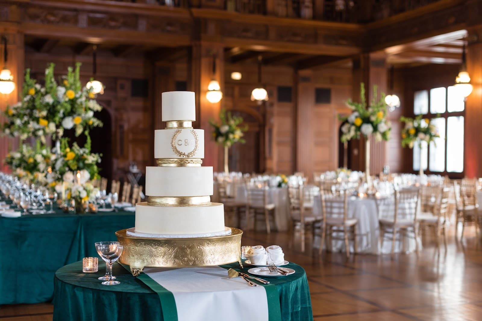 Kahn's Catering in Indianapolis, IN