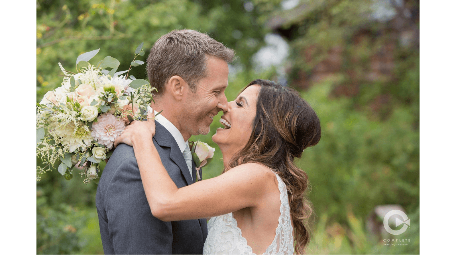 Complete Weddings + Events in Lincoln, NE