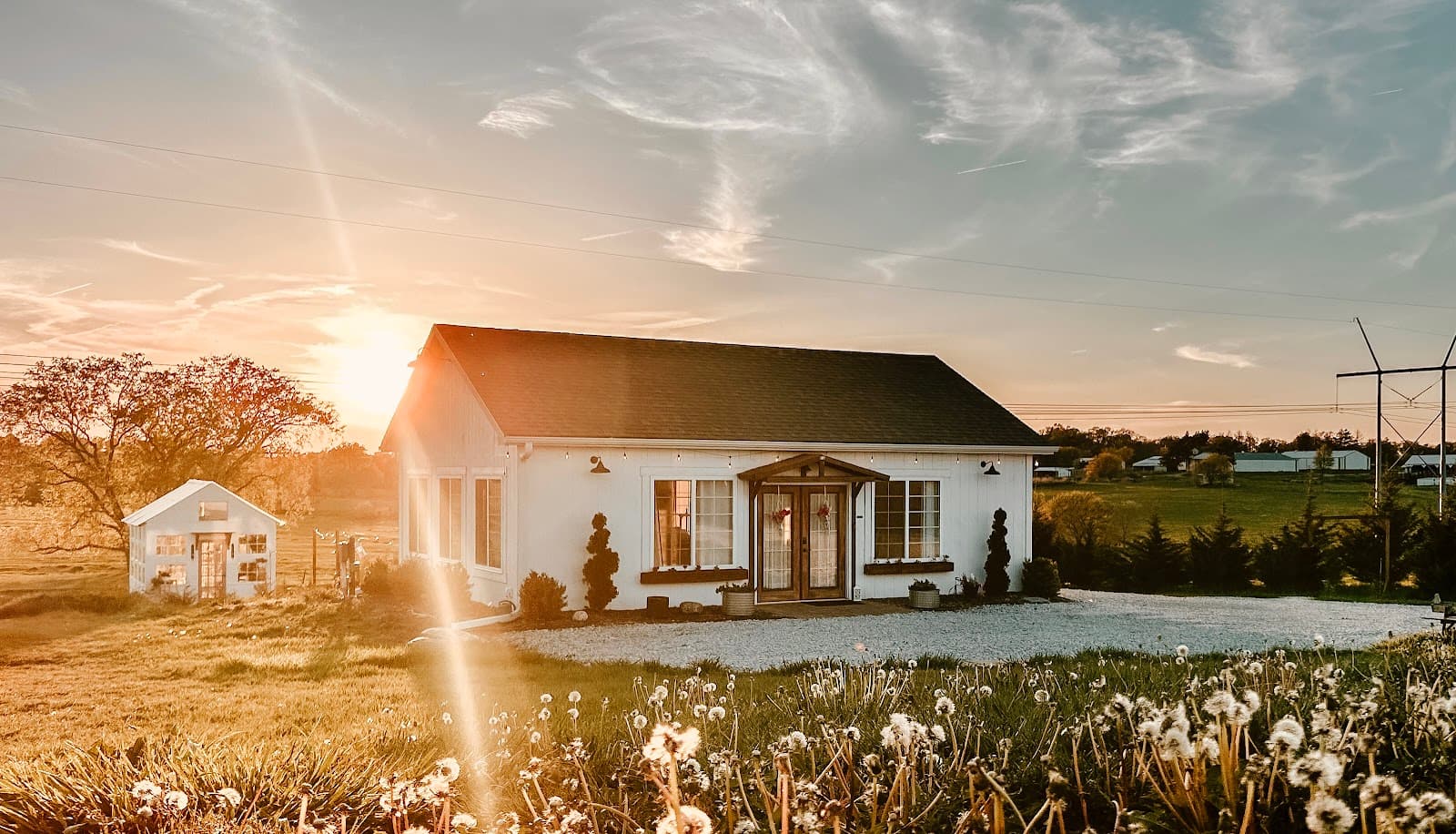Country Sky Studio- Rental Photo Studio/Event Space near Lincoln Nebraska in Denton, NE