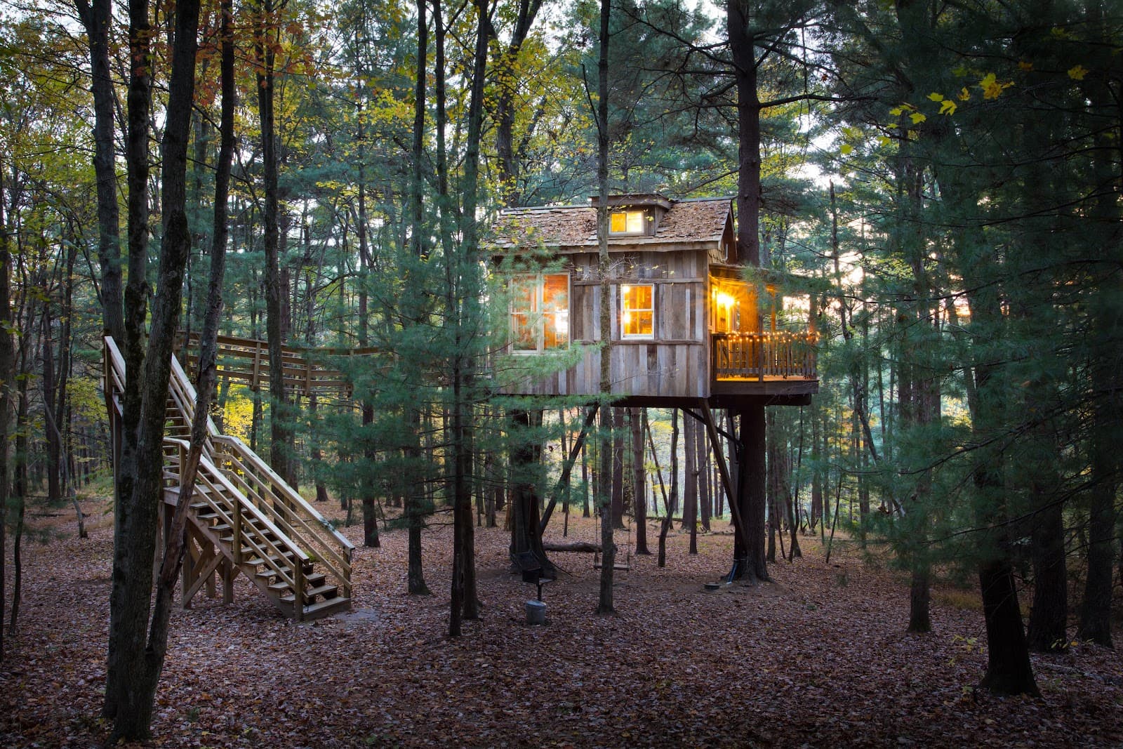 The Mohicans Treehouse Resort and Wedding Venue in Glenmont, OH