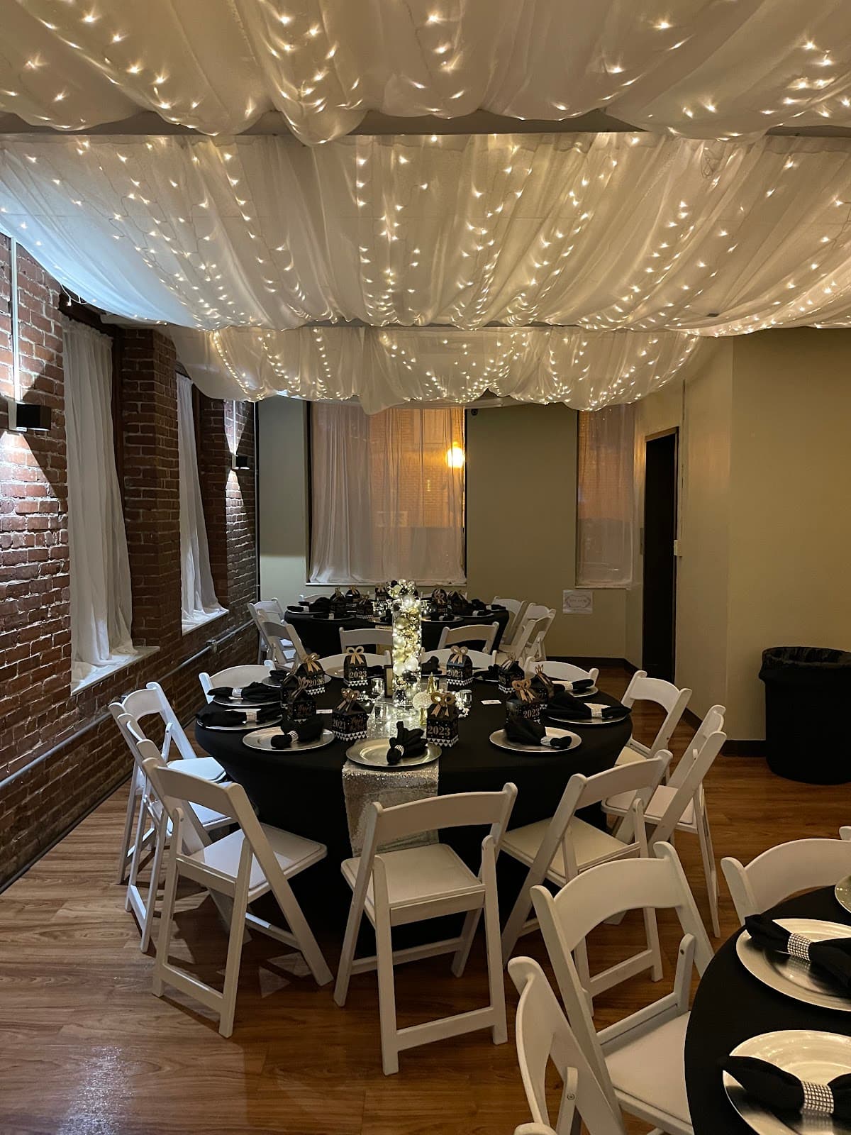 Simple Moments Event Designs in Charleston